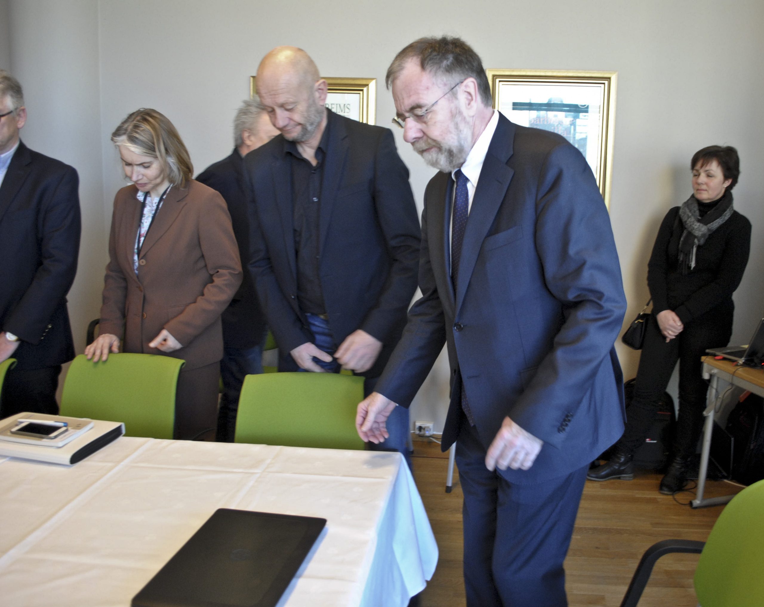 Meklingen er i gang