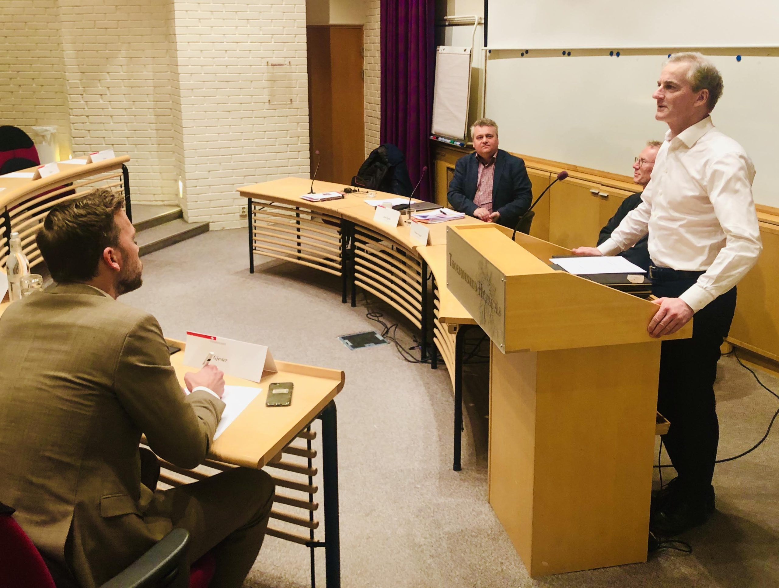 Ap og SV til Fellesforbundet