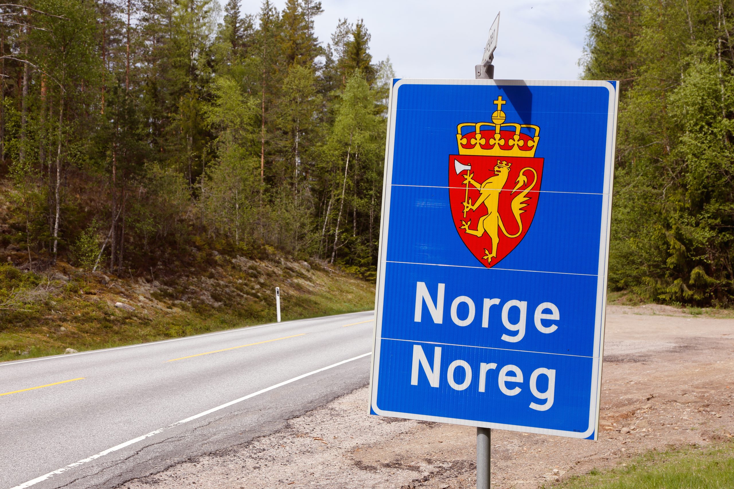 Utestengte må sikres inntekt