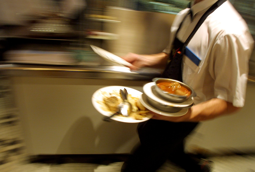 Restaurantbransjen: Arbeidstilsynet regner ikke med tips i allmenngjort lønn